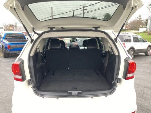 Used 2017 Dodge Journey Crossroad image 6