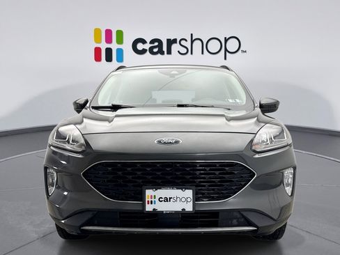 Used 2020 Ford Escape SEL image 8
