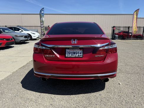 Used 2016 Honda Accord Sport image 5