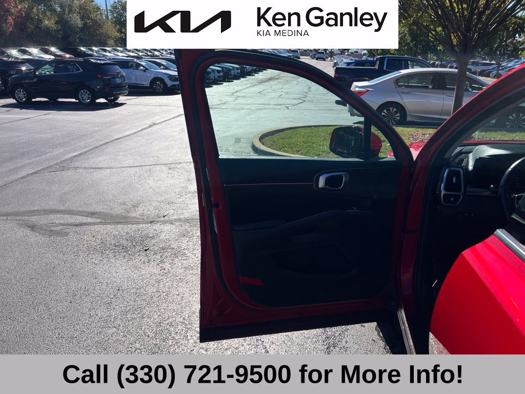 Certified 2022 Kia Sorento S AWD/4WD image 24