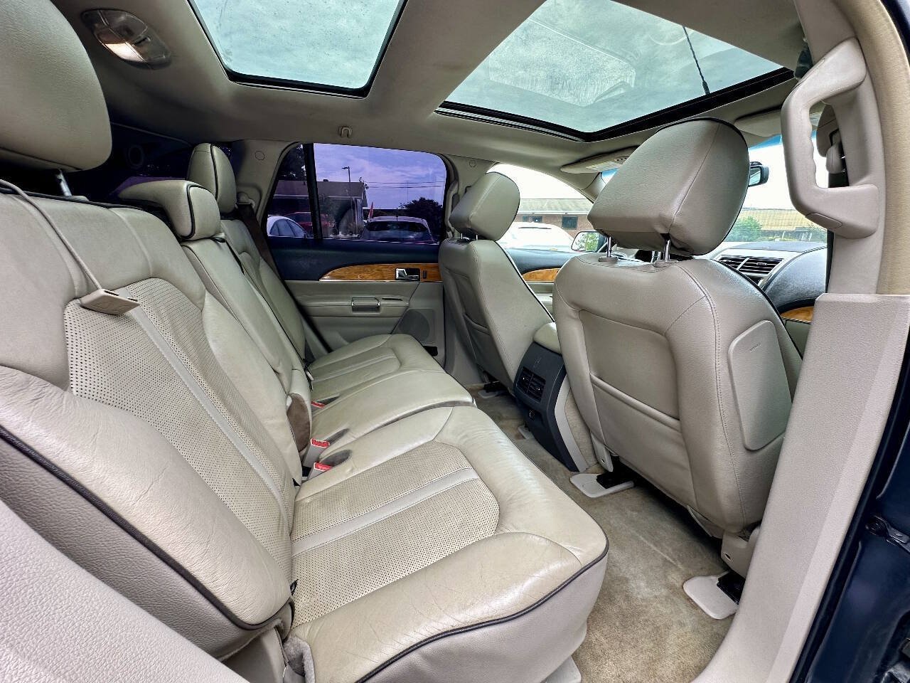 Used 2014 Lincoln MKX AWD w/ Equipment Group 102A image 16