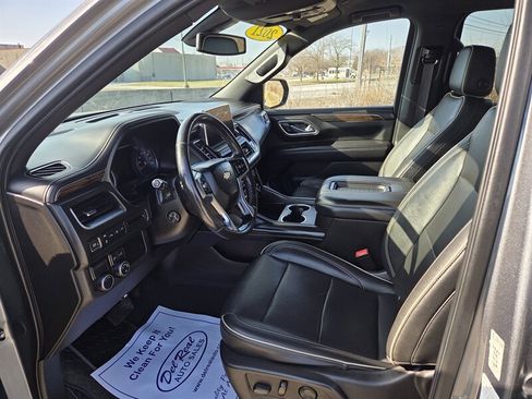 Used 2021 Chevrolet Suburban Premier image 10