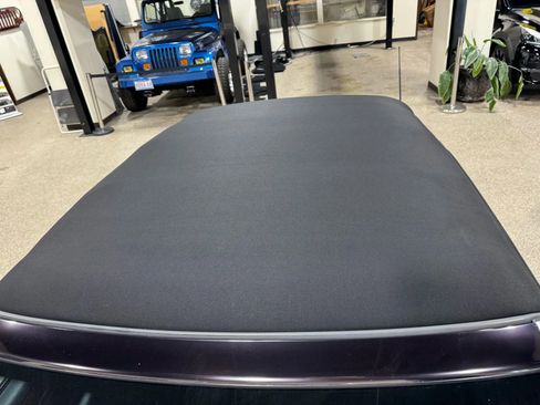 Used 2002 Mercedes-Benz CLK 320 Cabriolet image 29