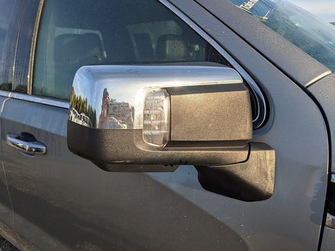 Used 2025 GMC Sierra 1500 SLT RWD image 12