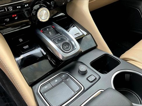 Used 2024 Acura MDX SH-AWD w/ Advance Package image 14