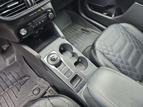 Used 2023 Ford Escape SE w/ PHEV Premium Package FWD image 30