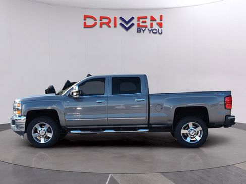 Used 2017 Chevrolet Silverado 2500 LTZ w/ Vortec Plus Package image 2