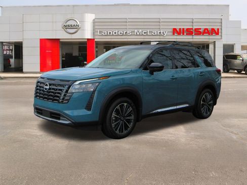 New 2026 Nissan Pathfinder Platinum image 7