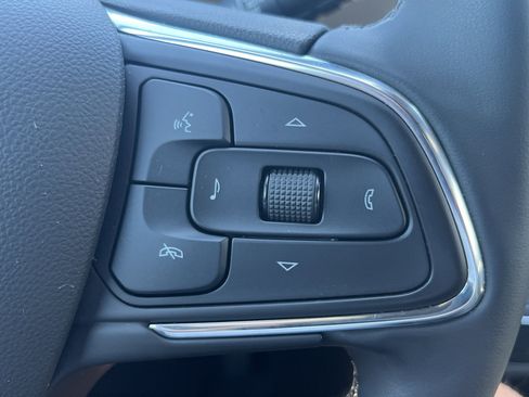 Used 2025 Buick Envista Avenir FWD image 18