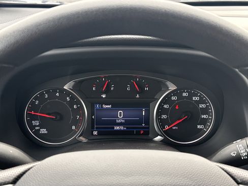 Used 2023 GMC Acadia SLE w/ Driver Convenience Package image 22