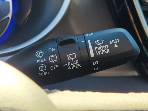 New 2026 Chrysler Pacifica Select image 21