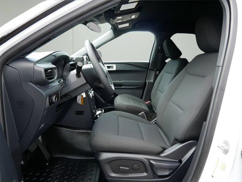 Used 2025 Ford Explorer 4WD Police Interceptor w/ Ready For The Road Package image 10