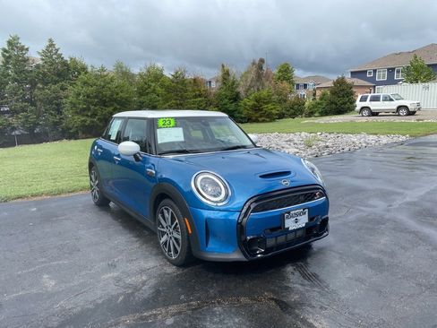 Certified 2023 MINI Cooper S image 7