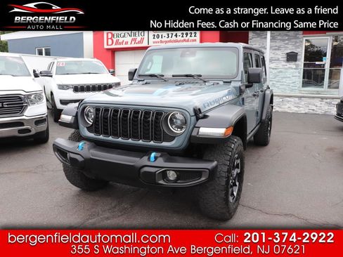Used 2024 Jeep Wrangler Unlimited Rubicon 4xe AWD/4WD image 1