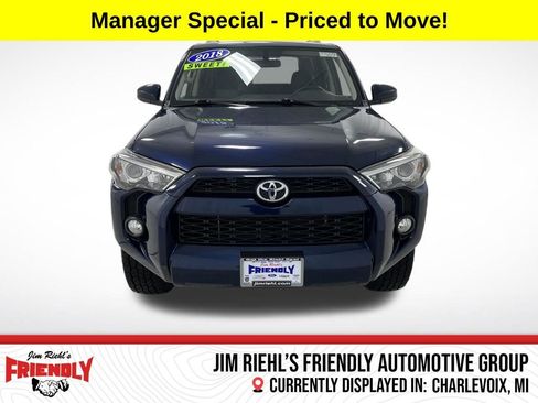 Used 2018 Toyota 4Runner SR5 AWD/4WD image 10