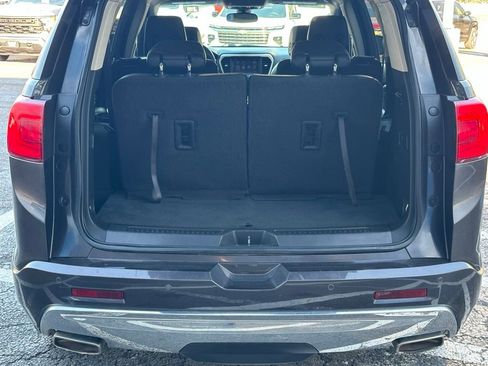 Used 2017 GMC Acadia Denali w/ Technology Package image 8