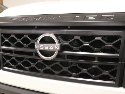 Used 2022 Nissan Frontier S image 87