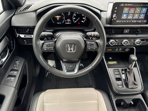 Used 2023 Honda CR-V Sport Touring image 29