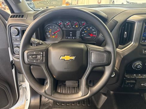 Used 2025 Chevrolet Silverado 1500 W/T w/ WT Value Package AWD/4WD image 6