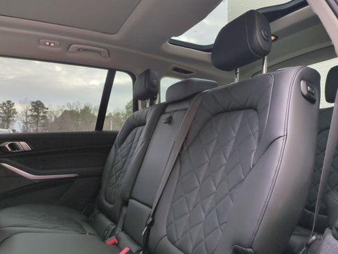 Used 2026 BMW X7 xDrive40i image 31