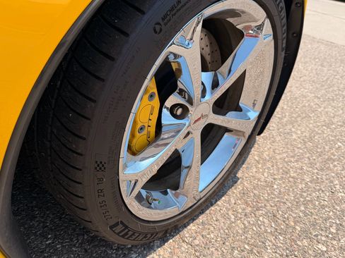 Used 2012 Chevrolet Corvette Grand Sport w/ 2LT Preferred Equipment Group RWD image 16