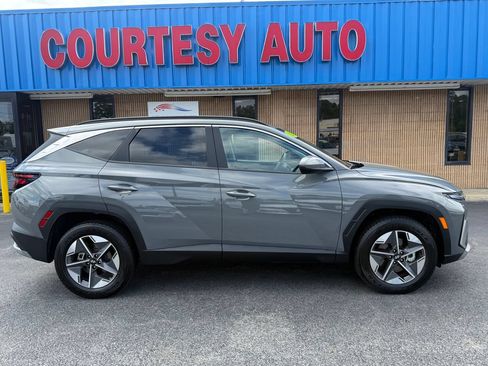 Used 2025 Hyundai Tucson SEL AWD/4WD image 8