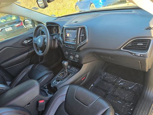 Used 2022 Jeep Cherokee Trailhawk w/ Trailer Tow Group image 28