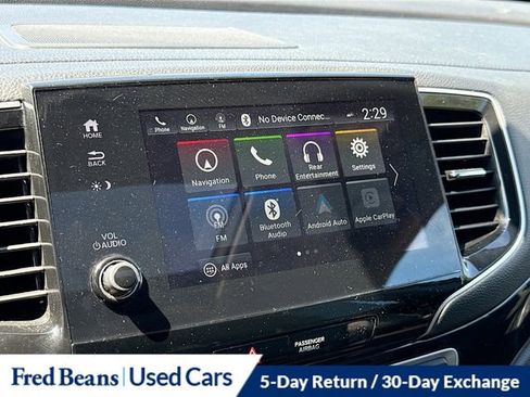 Used 2019 Honda Pilot Touring image 16