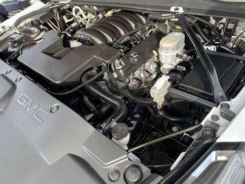 Used 2020 GMC Yukon Denali w/ Open Road Package image 33