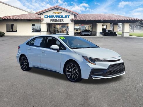 Used 2021 Toyota Corolla SE w/ SE Premium Package FWD image 2