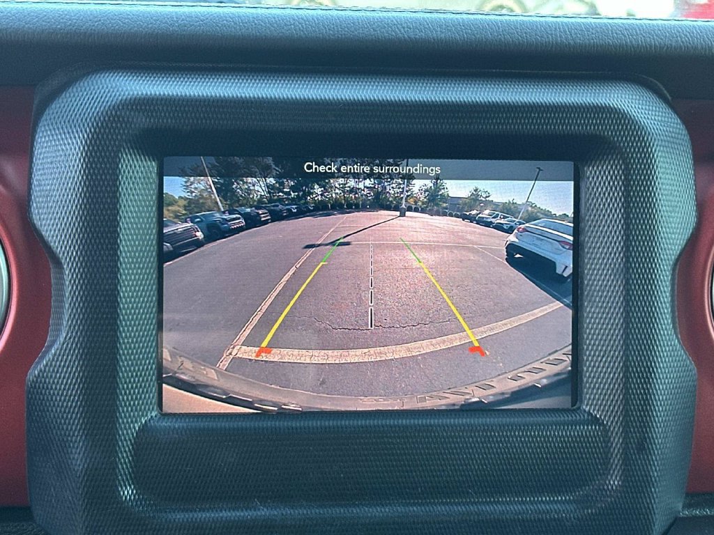 Used 2020 Jeep Wrangler Unlimited Rubicon w/ LED Lighting Group AWD/4WD image 32