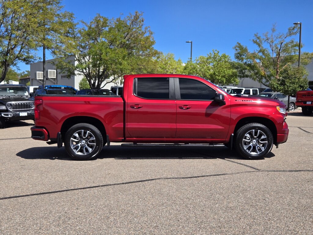 Used 2024 Chevrolet Silverado 1500 RST AWD/4WD image 2