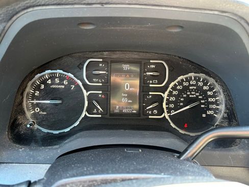 Used 2018 Toyota Tundra SR5 image 13