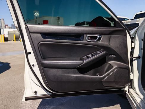 Used 2023 Honda Civic Touring image 22