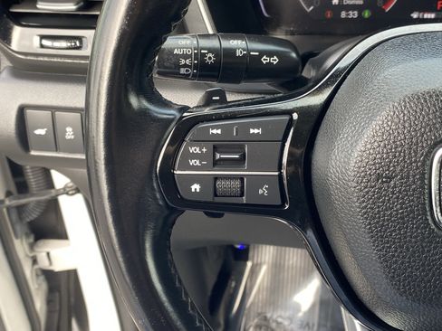 Certified 2023 Honda Pilot Touring image 27