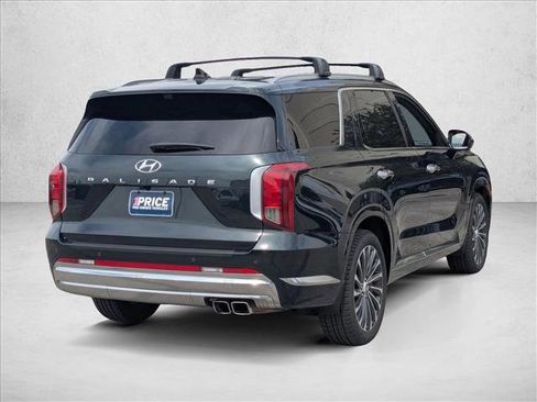 Used 2023 Hyundai Palisade Calligraphy FWD image 5