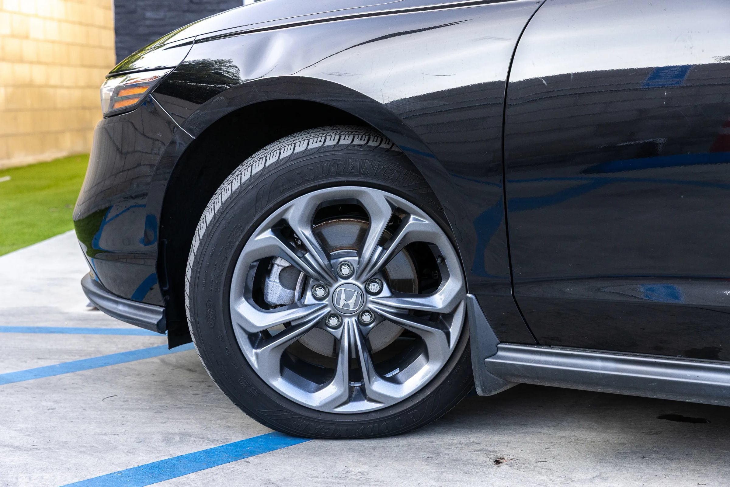 Used 2023 Honda Accord EX image 33