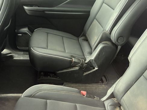 Used 2026 Buick Enclave Preferred w/ Power Package FWD image 11