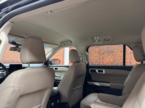 Certified 2022 Ford Explorer XLT w/ Equipment Group 202A image 25