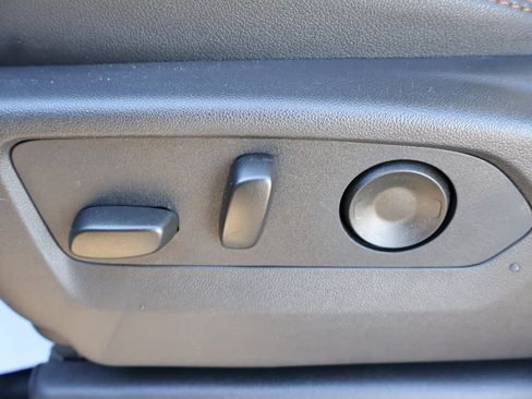 New 2026 GMC Sierra 1500 AT4 w/ Technology Package image 17