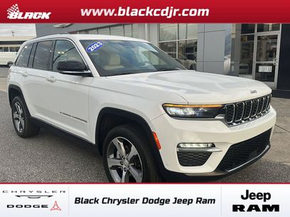 Used 2023 Jeep Grand Cherokee Limited w/ Luxury Tech Group II