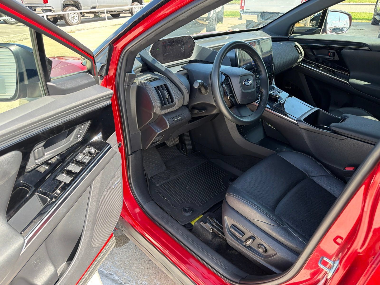 Used 2023 Subaru Solterra AWD image 17