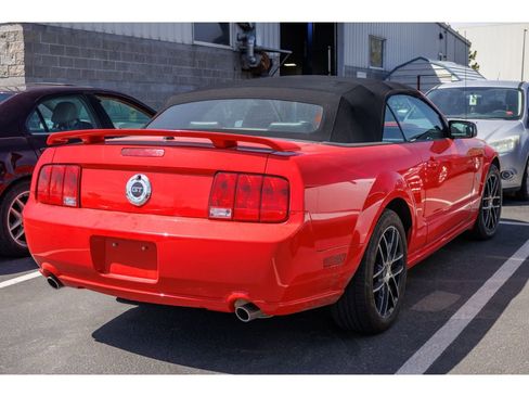 Used 2007 Ford Mustang GT image 2
