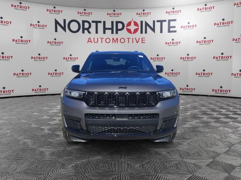 New 2025 Jeep Grand Cherokee L Altitude image 9