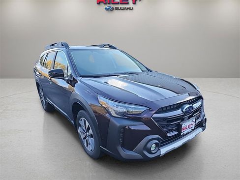 Used 2025 Subaru Outback Limited image 7
