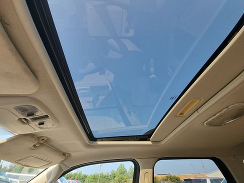 Used 2010 Mercury Mariner 2WD image 17