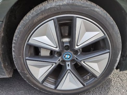 Certified 2023 BMW i4 eDrive40 w/ Premium Package image 8