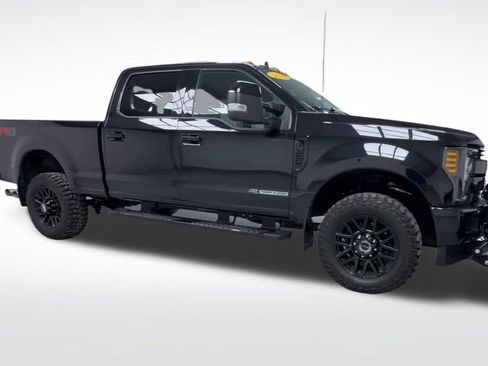 Used 2019 Ford F350 Lariat AWD/4WD image 9