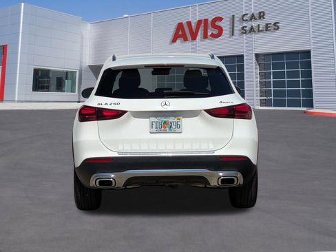 Used 2025 Mercedes-Benz GLA 250 4MATIC image 7