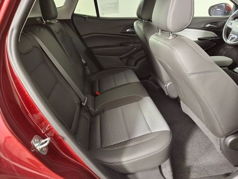 Used 2024 Chevrolet Trax LT w/ Driver Confidence Package image 31